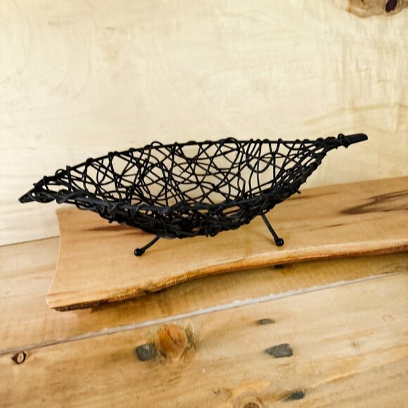 Mid Century Rattan Woven Basket Metal Leaf Brown - Picture 2 of 7